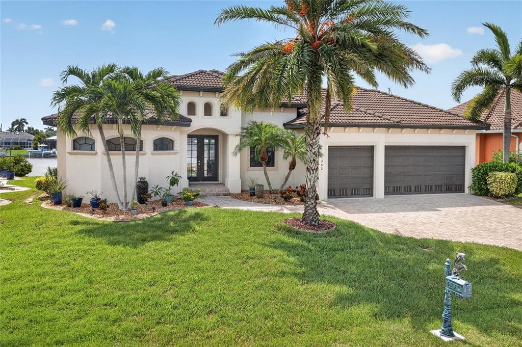 1362 PINE SISKIN DRIVE photo 2