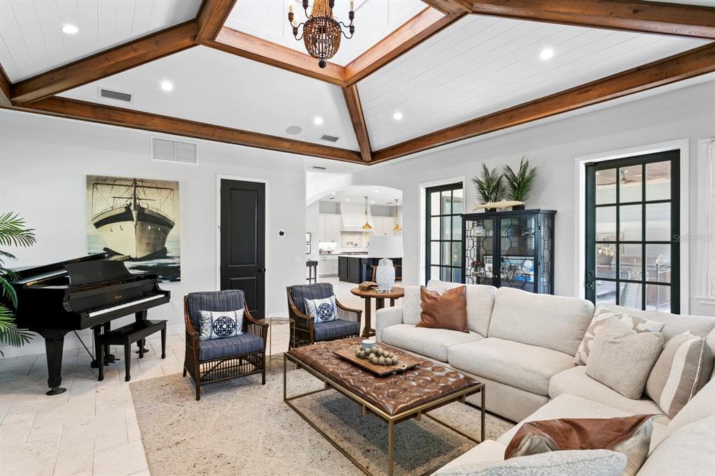 220 N HARBOR DRIVE photo 22