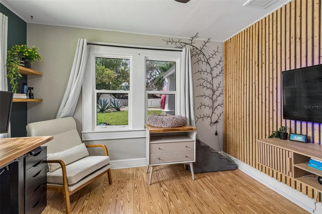 13307 N OREGON AVENUE photo 16