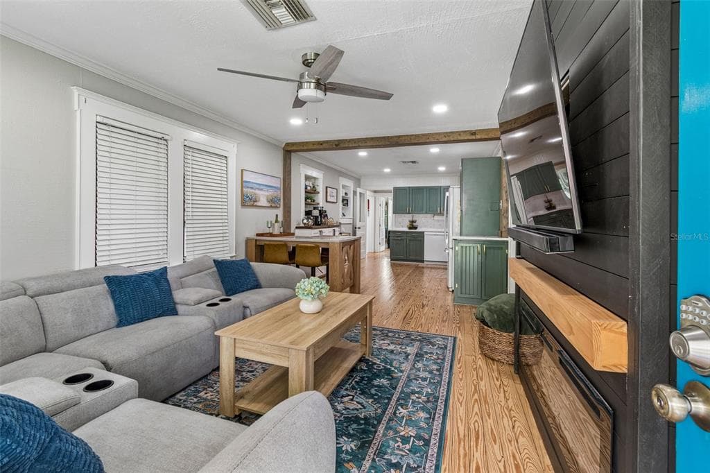 13307 N OREGON AVENUE photo 8
