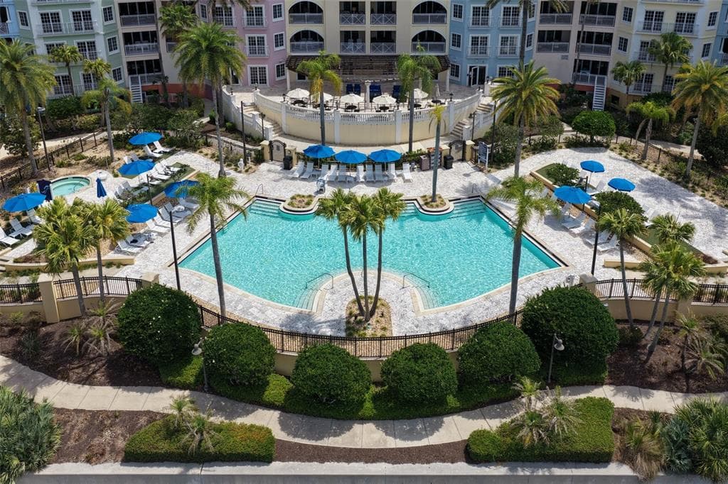 102 YACHT HARBOR DRIVE 467 photo 8