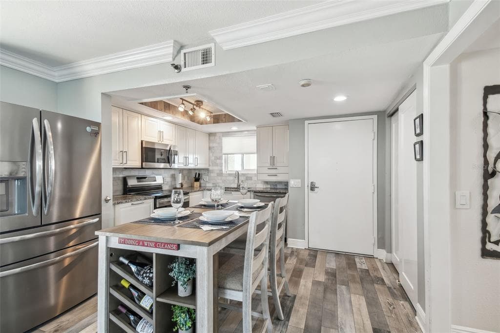 5915 SEA RANCH DRIVE #703 4