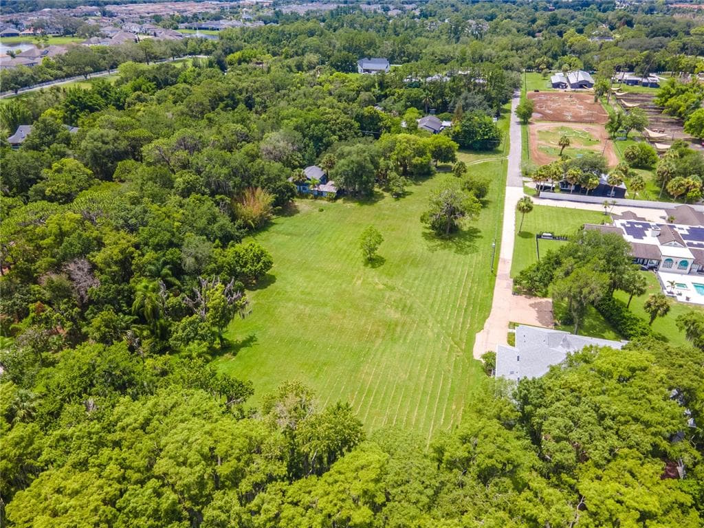 1133 BELLA LAGO COVE photo 15