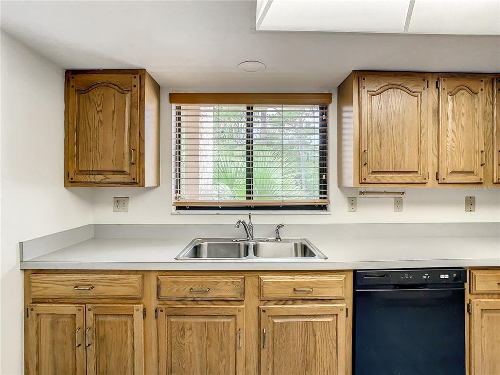 1158 CARMEL CIRCLE 430 photo 11