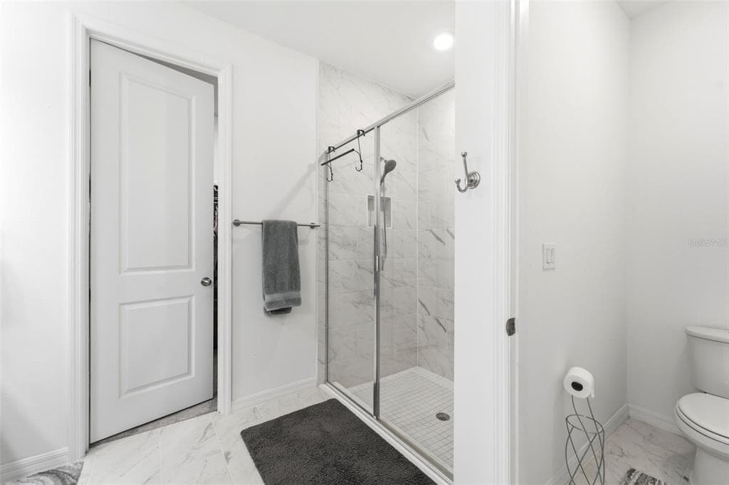 1525 PLAYWRIGHT DRIVE photo 19
