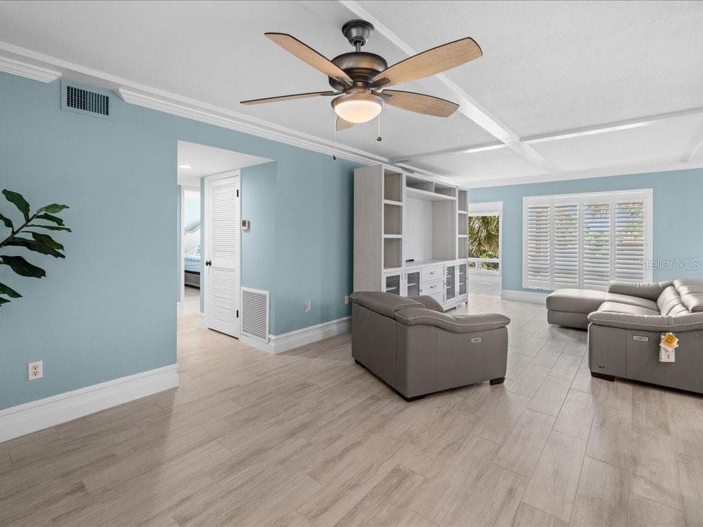 1 COLONY POINT DRIVE 1C photo 13