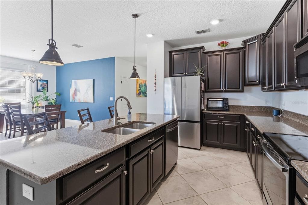 4355 SUMMER BREEZE WAY photo 12
