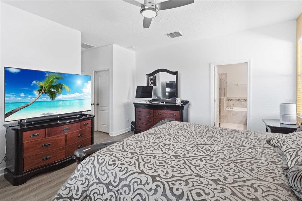 4355 SUMMER BREEZE WAY photo 18