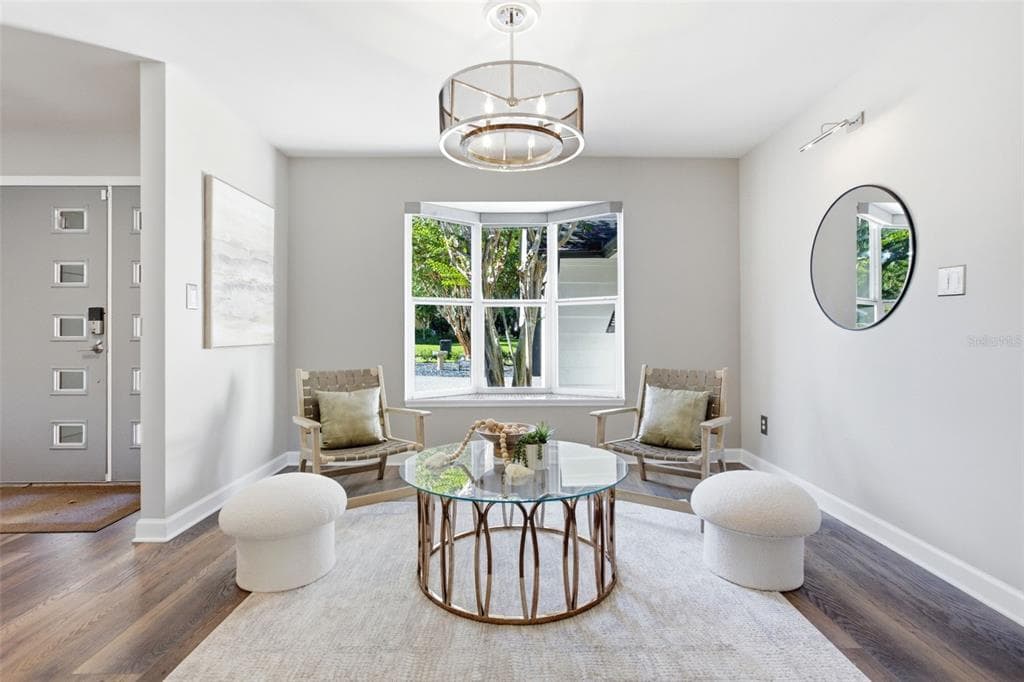 465 MANDALAY ROAD photo 5