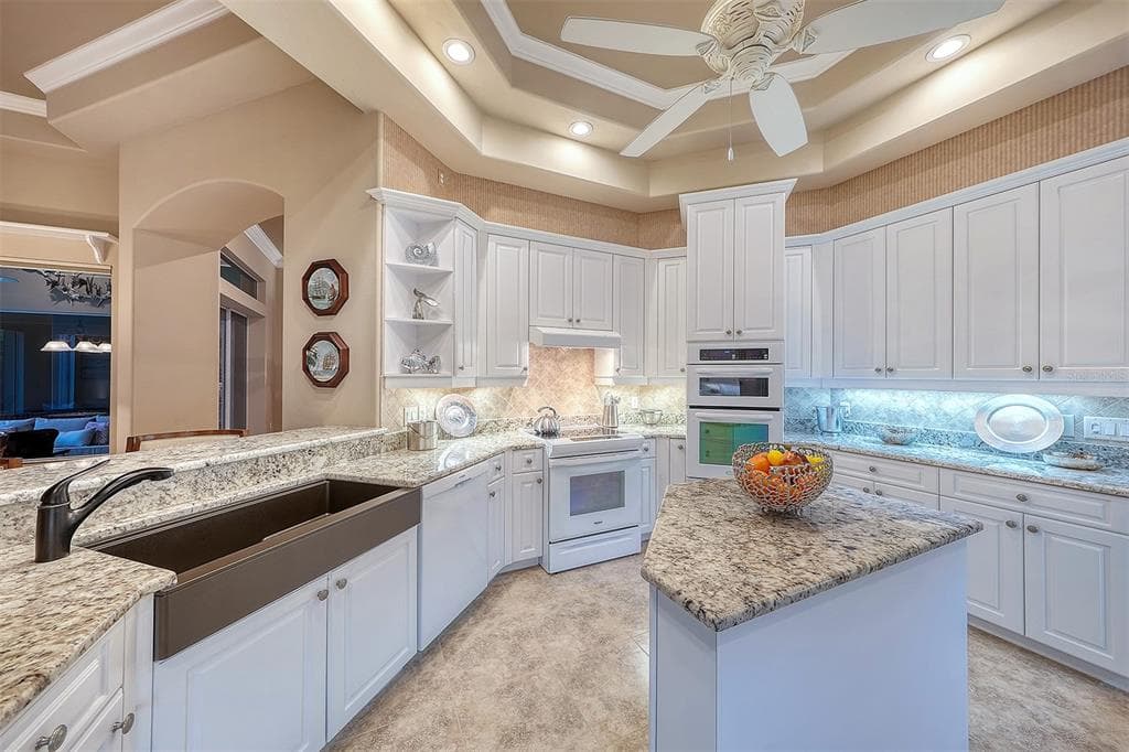 11 N CAYMAN ISLES BOULEVARD photo 22
