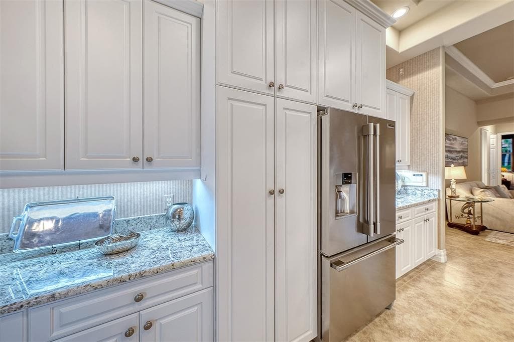 11 N CAYMAN ISLES BOULEVARD photo 25