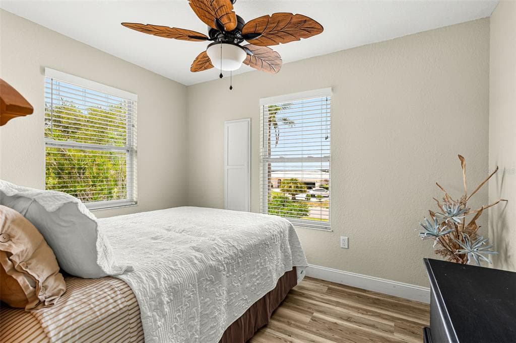 5404 BAY STATE ROAD photo 23