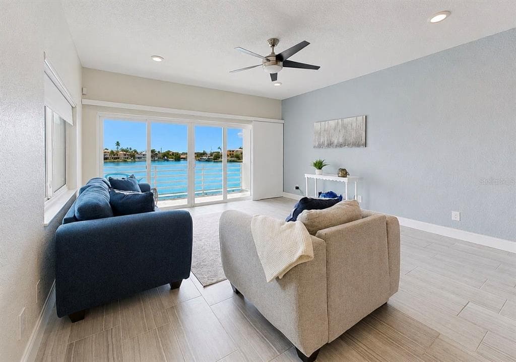 4639 MIRABELLA COURT 4