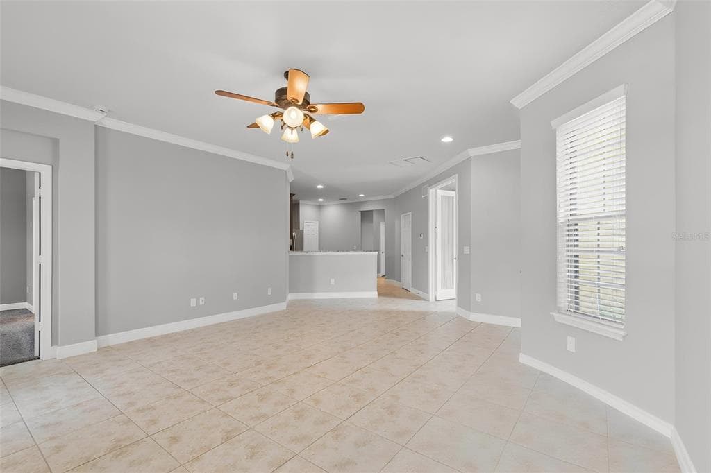 322 MYSTIC FALLS DRIVE photo 14