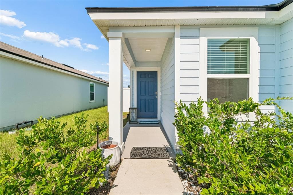 153 ASHBROOK STREET photo 5