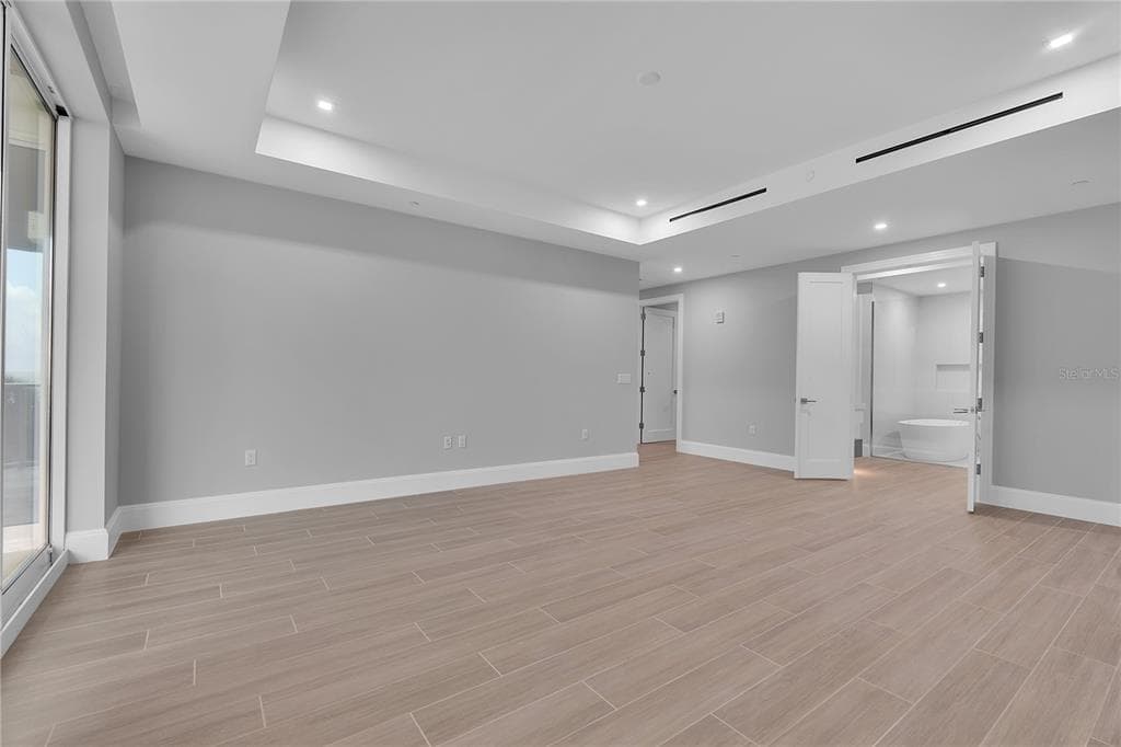 70 AVENIDA VENECCIA 304 photo 18