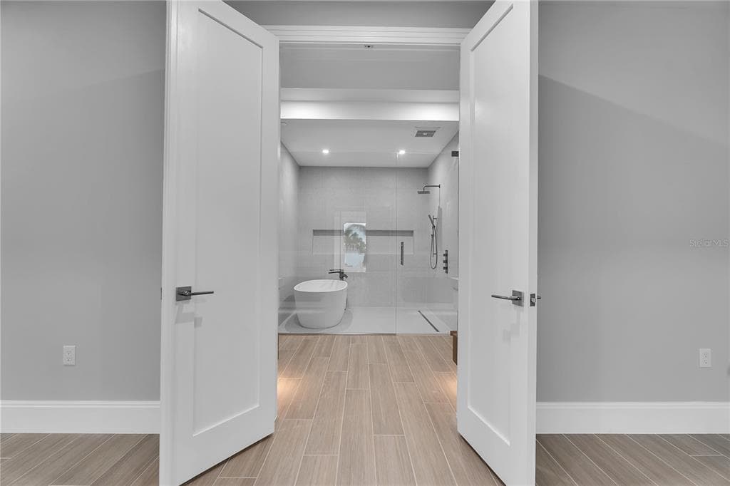 70 AVENIDA VENECCIA 304 photo 21