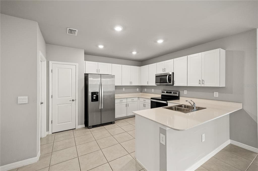 16112 BRIDLE RIDGE STREET photo 12