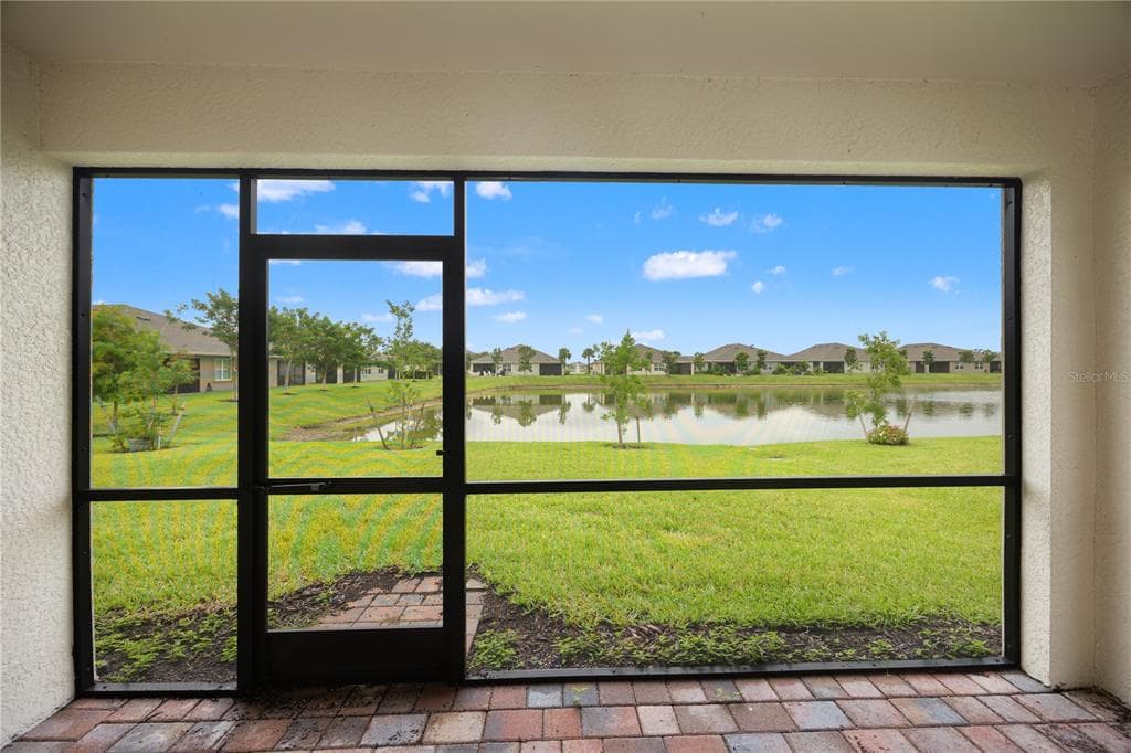 16112 BRIDLE RIDGE STREET photo 8