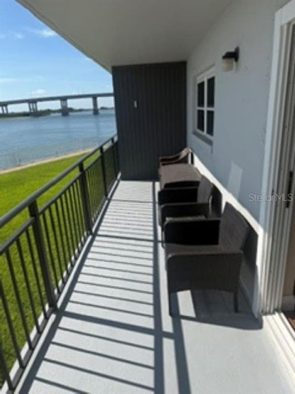101 N RIVERSIDE DRIVE 2020 photo 2