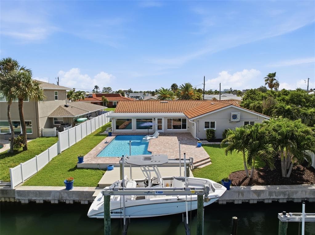 6414 2ND PALM POINT photo 1