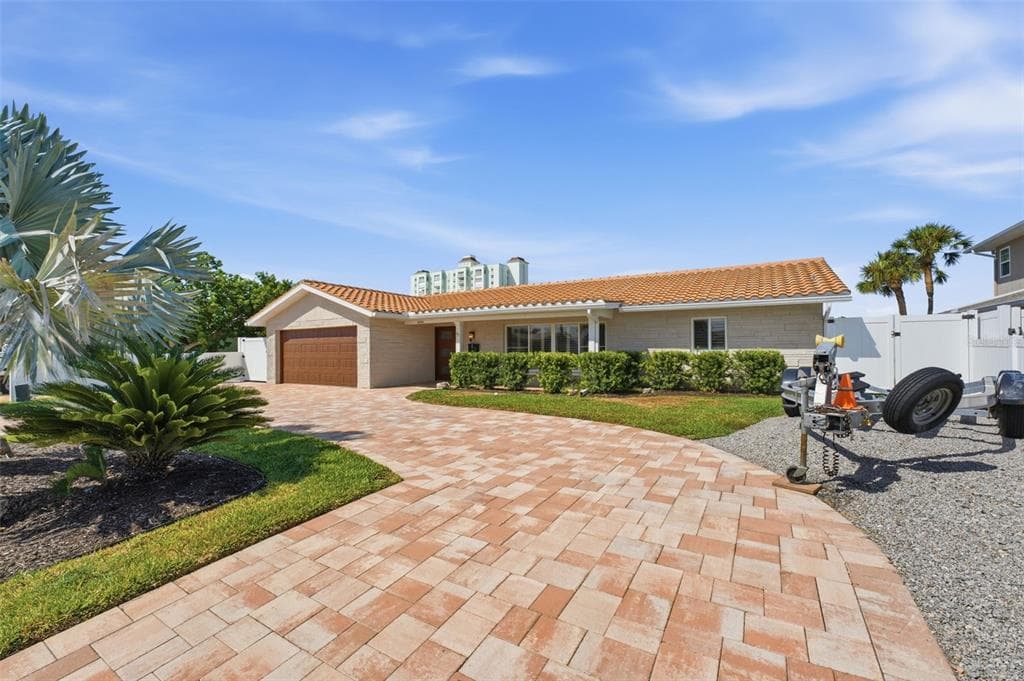 6414 2ND PALM POINT photo 9