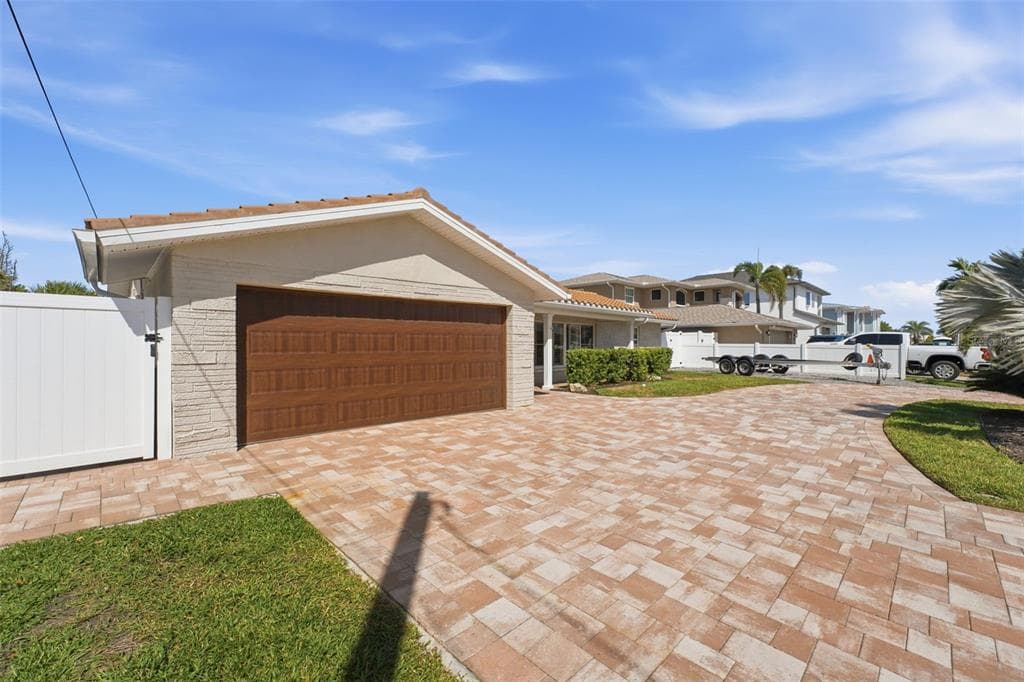 6414 2ND PALM POINT photo 8