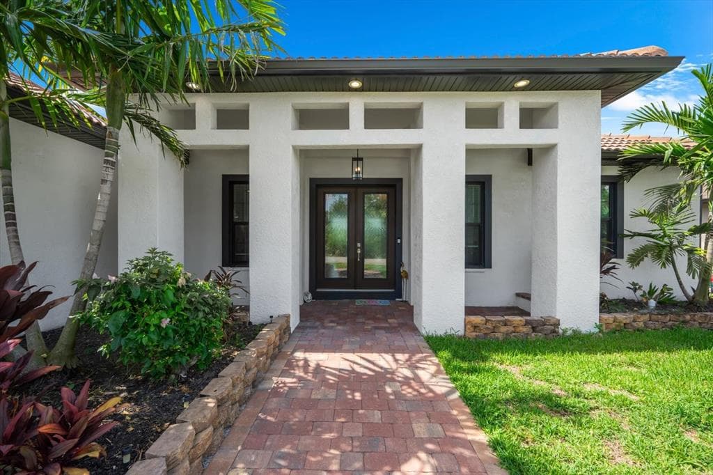 15504 HENNIPEN CIRCLE photo 3