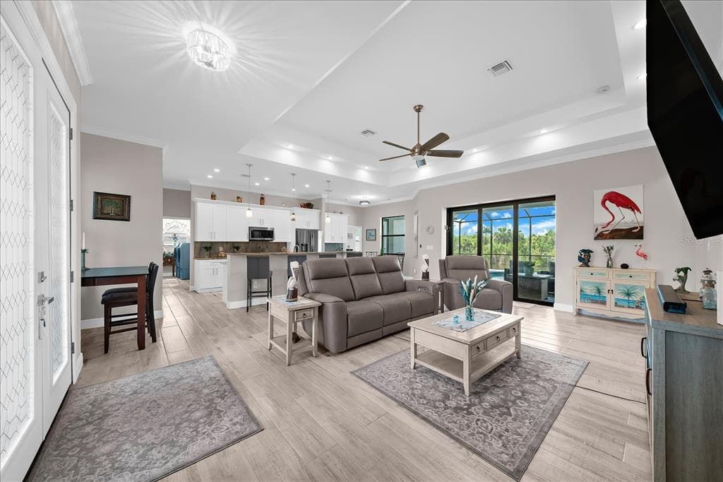 15504 HENNIPEN CIRCLE photo 5