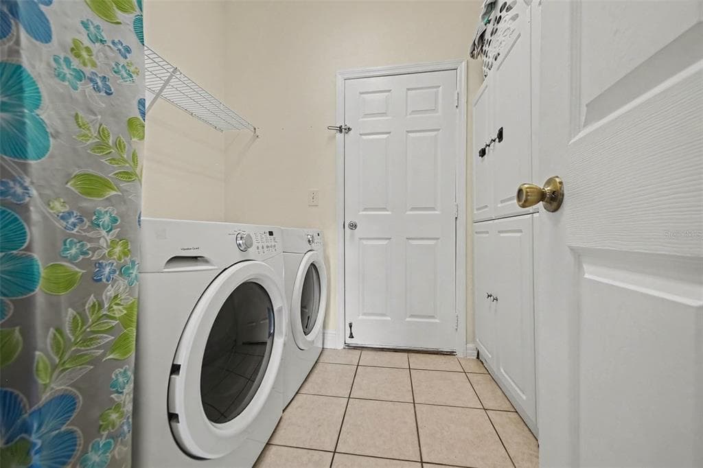 246 BRIGHTVIEW DRIVE photo 24