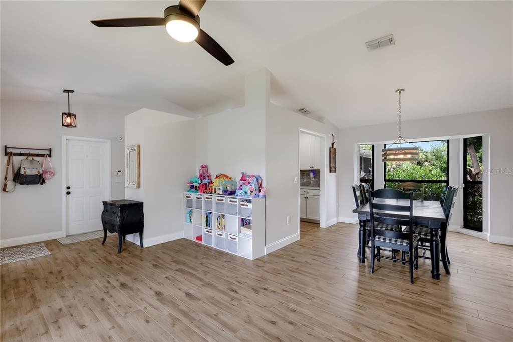 8038 56TH COURT E photo 16