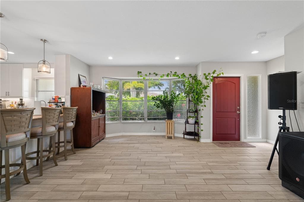 2208 CASSINO COURT photo 10