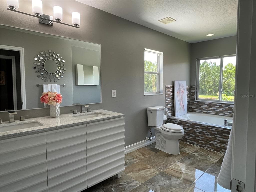 5036 WHISTLING PINES COURT photo 16