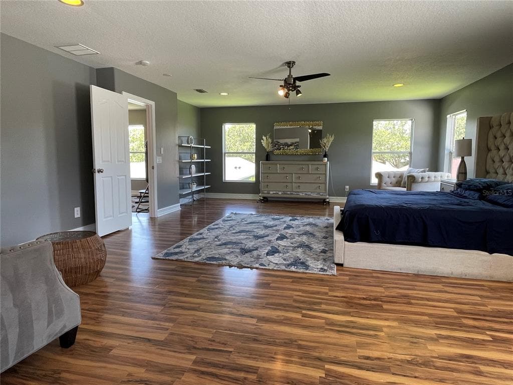 5036 WHISTLING PINES COURT photo 15