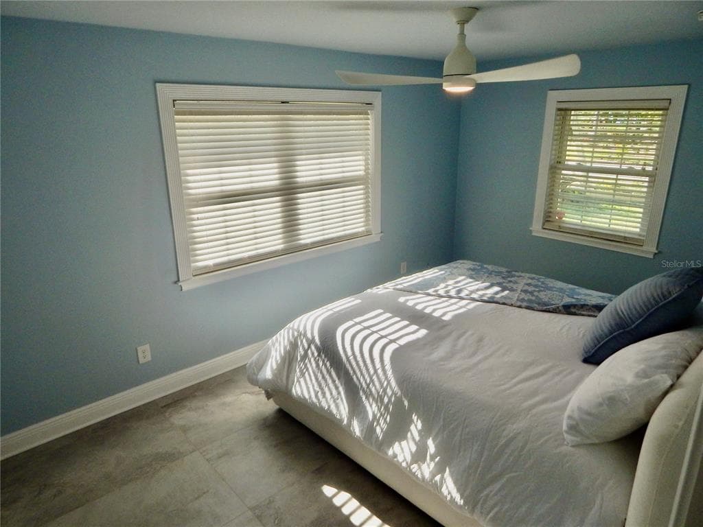 8025 ISLAND DRIVE photo 20