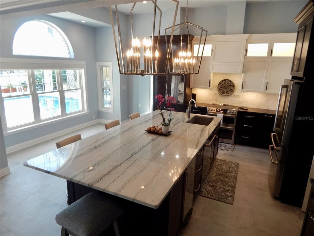8025 ISLAND DRIVE photo 9