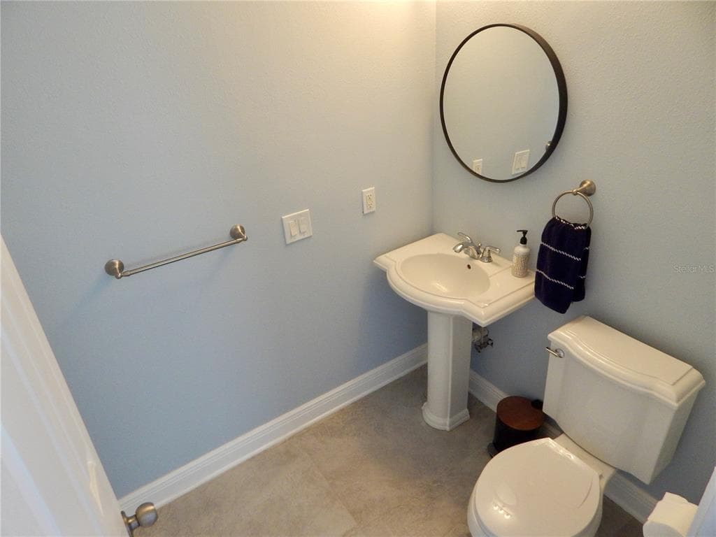 8025 ISLAND DRIVE photo 25