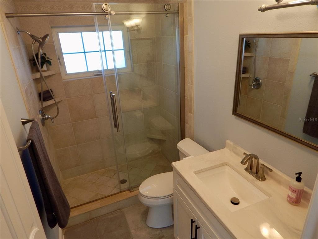 8025 ISLAND DRIVE photo 21