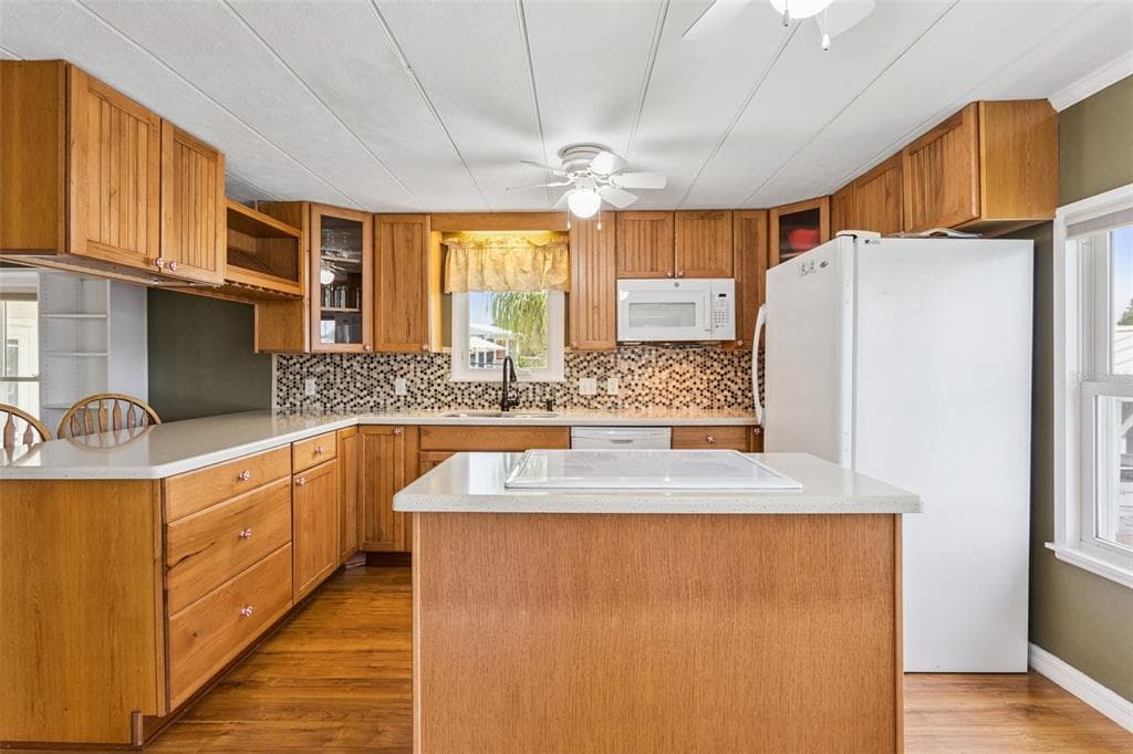 30127 GREEN BAY DRIVE photo 12