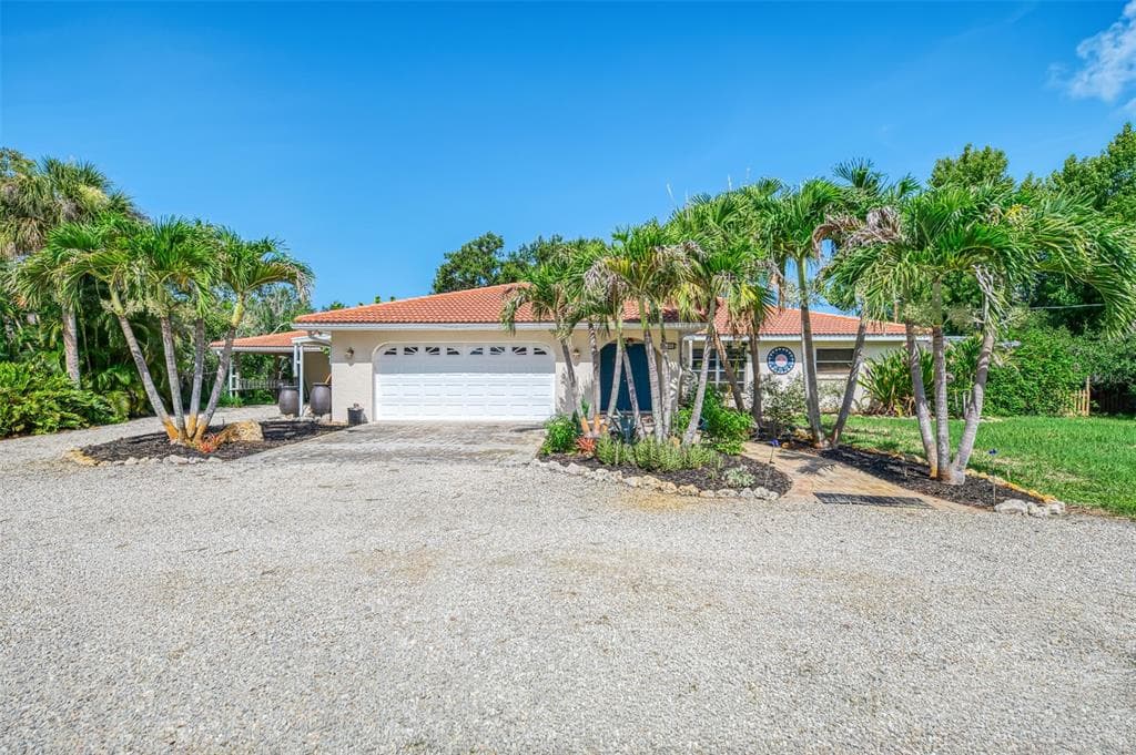 140 S OXFORD DRIVE photo 5