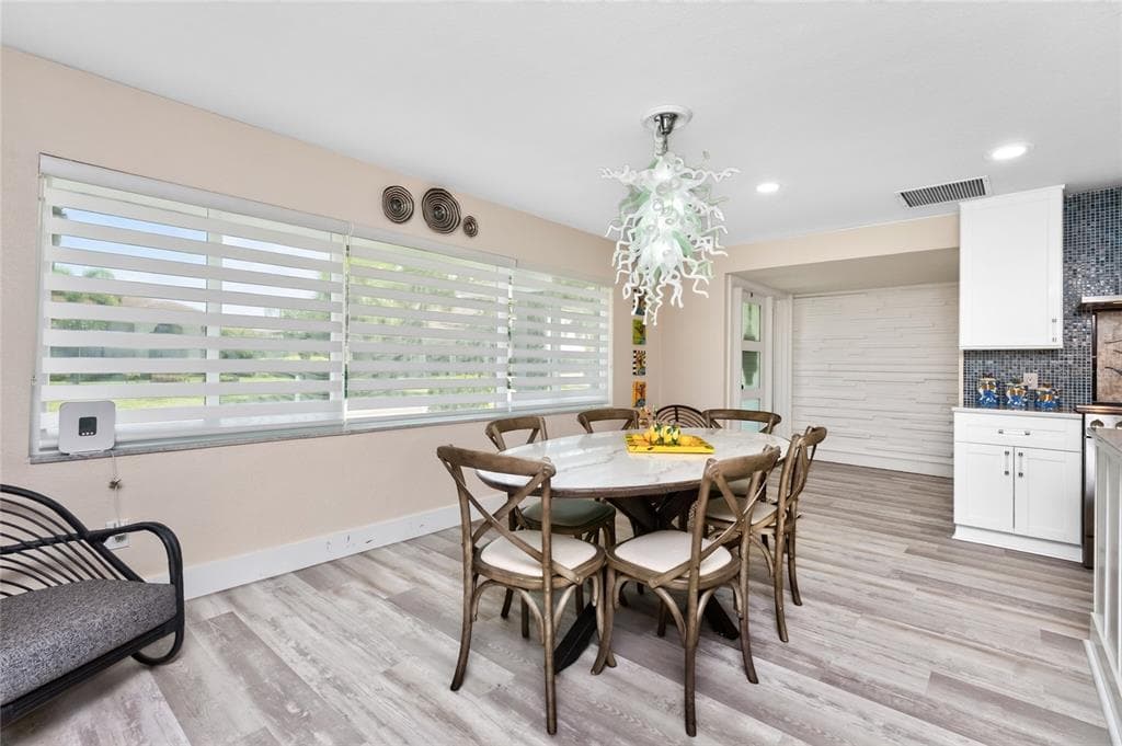 321 CAPRI ISLES CT photo 9