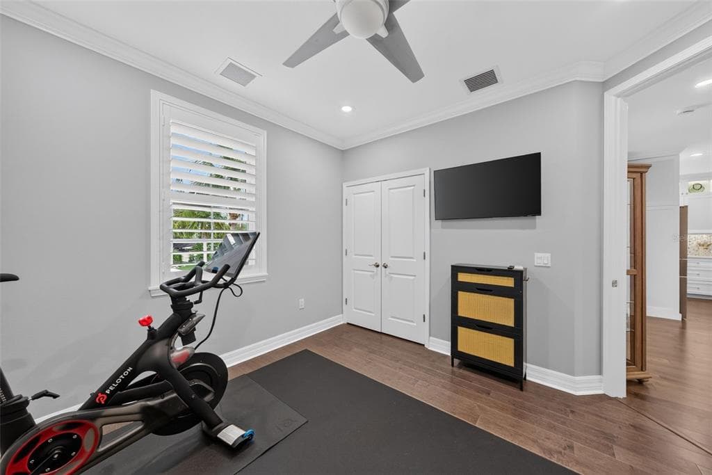 70 ISLAND CIRCLE photo 23