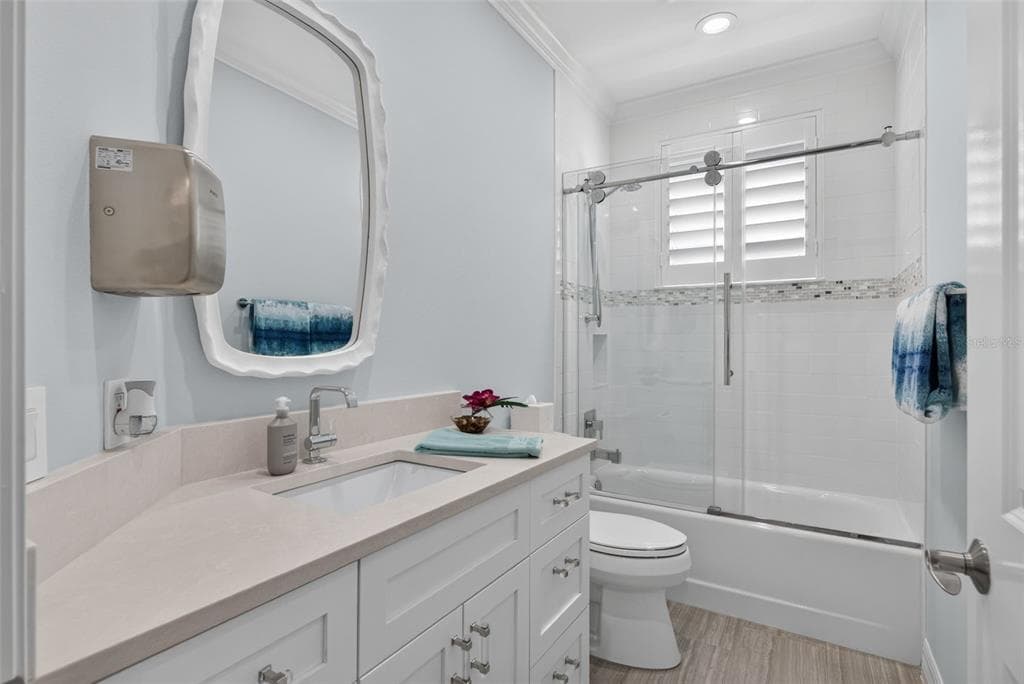 70 ISLAND CIRCLE photo 24