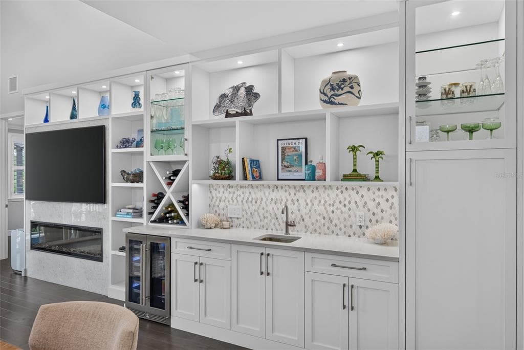 70 ISLAND CIRCLE photo 11