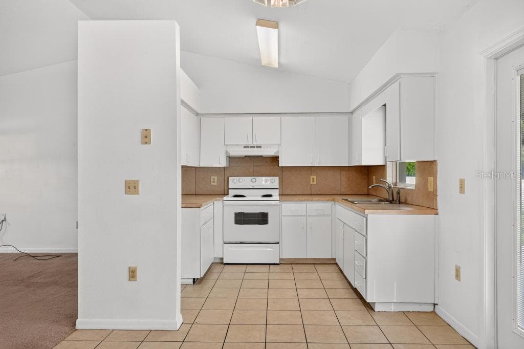 57 CAYMAN CIRCLE photo 23