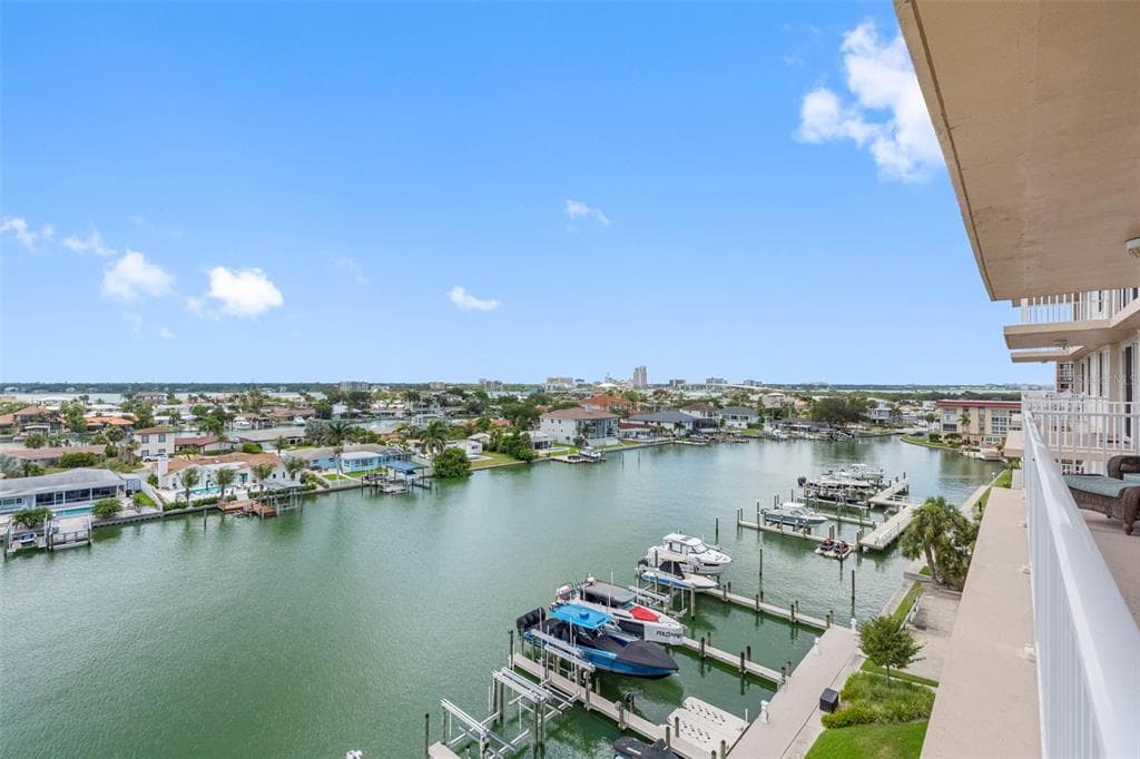 223 ISLAND WAY 7F photo 7