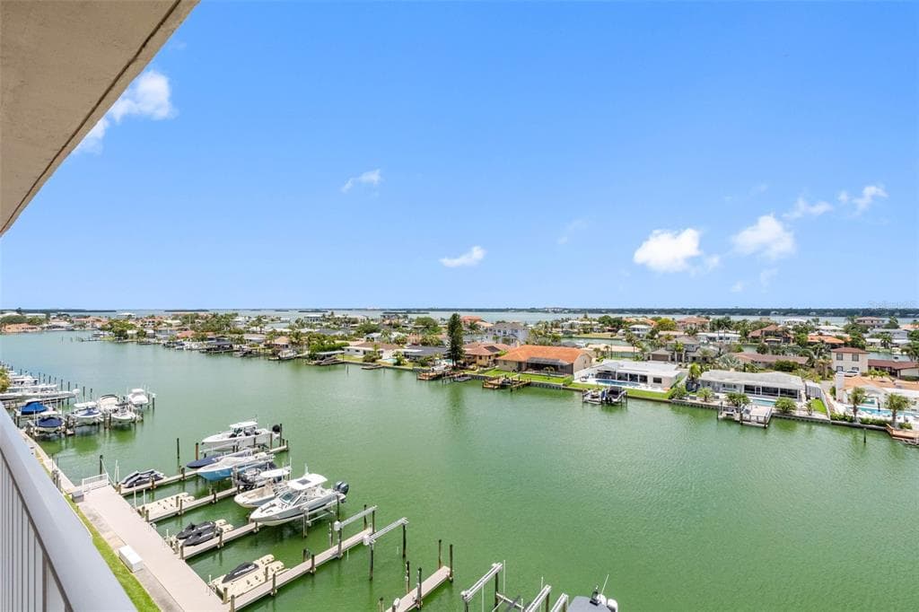 223 ISLAND WAY 7F photo 5