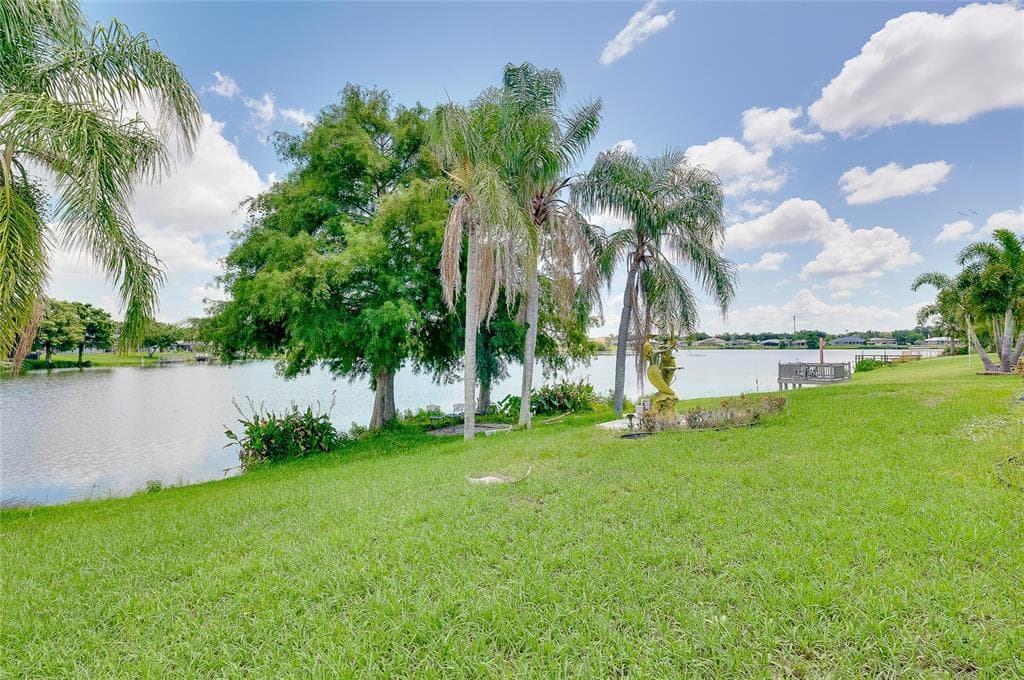 22234 TENNYSON AVENUE photo 6