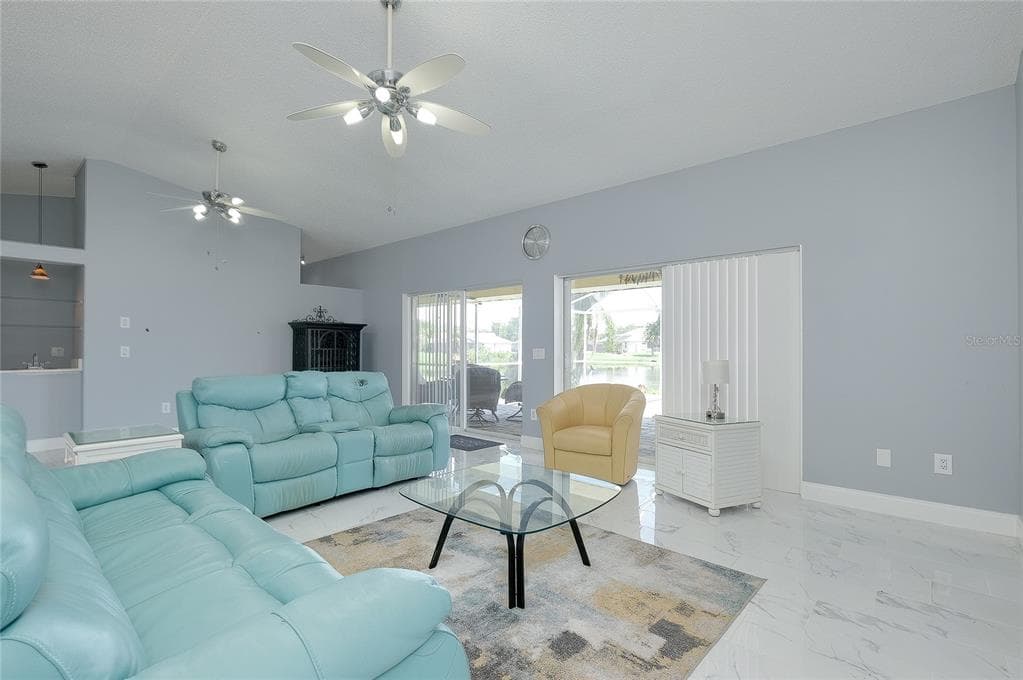 22234 TENNYSON AVENUE photo 18