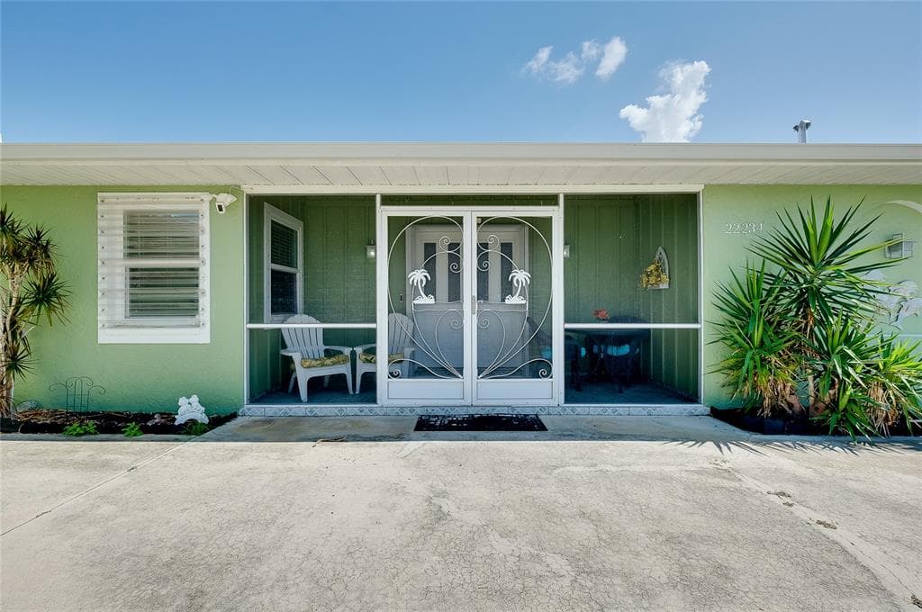 22234 TENNYSON AVENUE photo 8